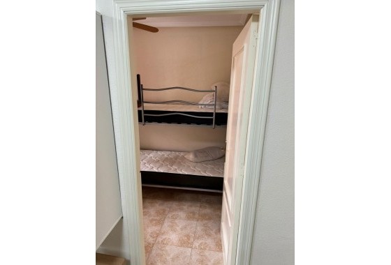 Resale - Apartment - Torrevieja - torrevieja