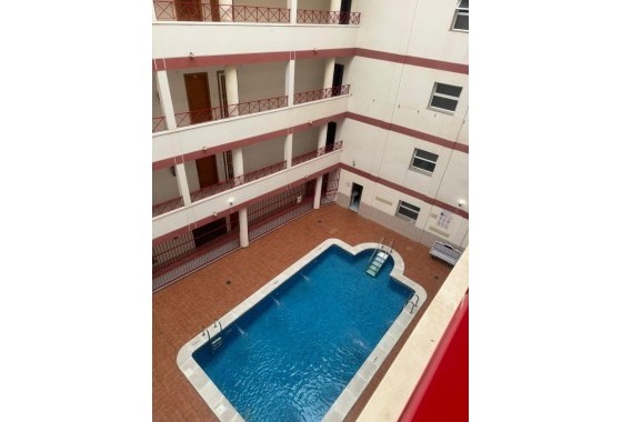 Resale - Apartment - Torrevieja - torrevieja