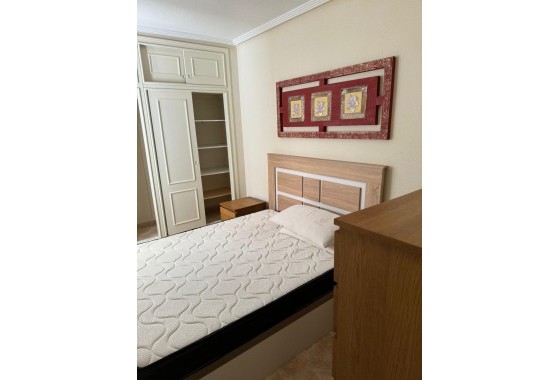 Resale - Apartment - Torrevieja - torrevieja