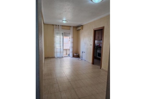 Resale - Apartment - Torrevieja - torrevieja