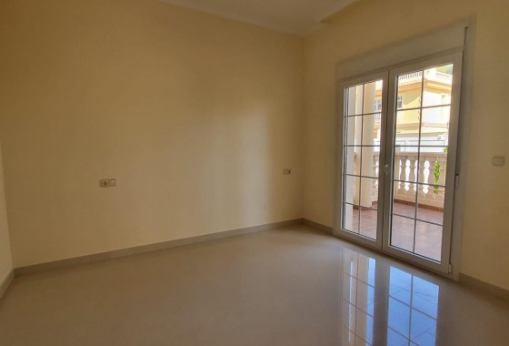 Revente - Villa - Orihuela Costa - Cabo Roig