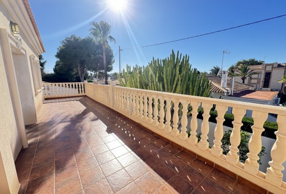 Revente - Villa - Orihuela Costa - Cabo Roig