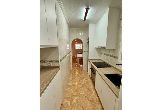 Segunda Mano - Apartamento - Torrevieja - Playa de los locos