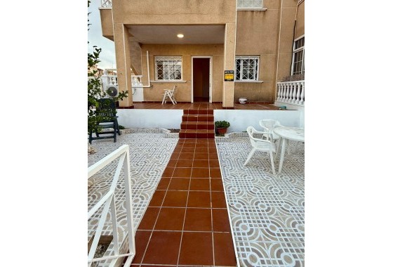 Segunda Mano - Apartamento - Torrevieja - Playa de los locos