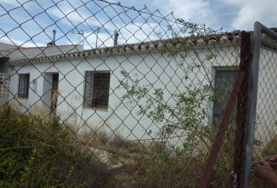 Resale - finca - Orihuela Costa - Desamparados-Hurchillo-Torremendo