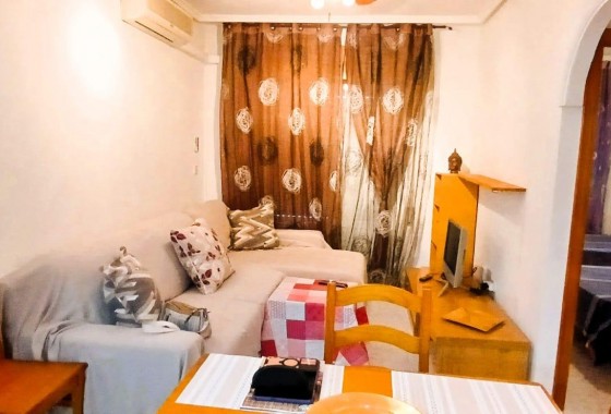 Resale - Apartment - Torrevieja - Playa del cura