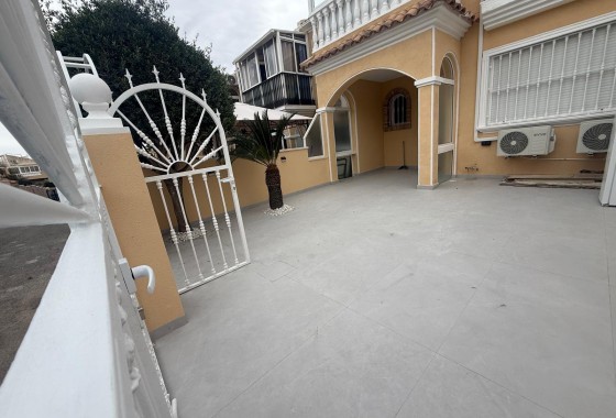 Segunda Mano - Duplex - Torrevieja - Aguas nuevas 1