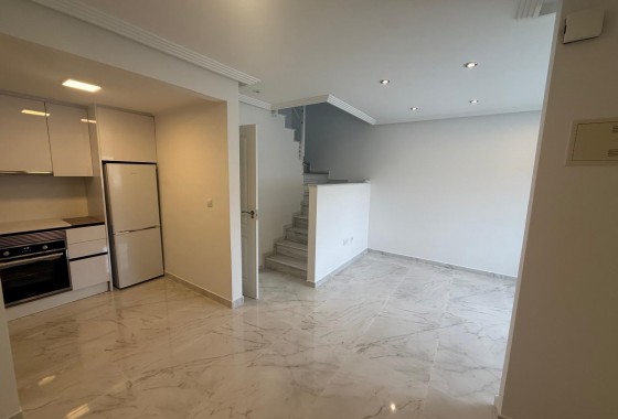 Segunda Mano - Duplex - Torrevieja - Aguas nuevas 1