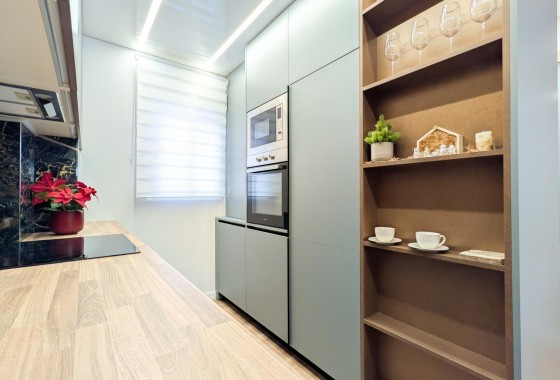 Resale - Apartment - Torrevieja - Parque de las Naciones