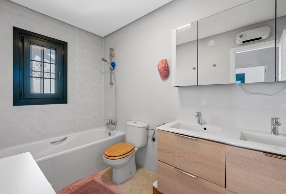 Segunda Mano - Villa * - Orihuela Costa - Los Dolses*