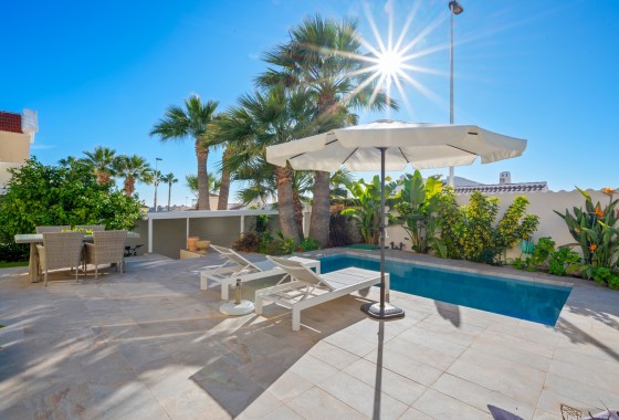 Segunda Mano - Villa * - Orihuela Costa - Los Dolses*