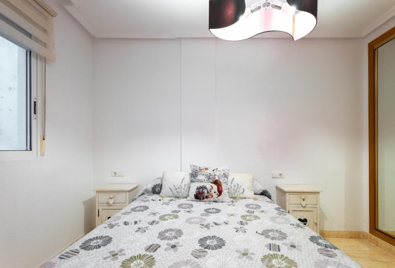 Segunda Mano - Apartamento - Torrevieja - Parque de las Naciones