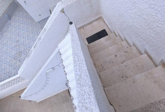 Resale - Bungalow - Torrevieja - La Siesta - El Salado - Torreta