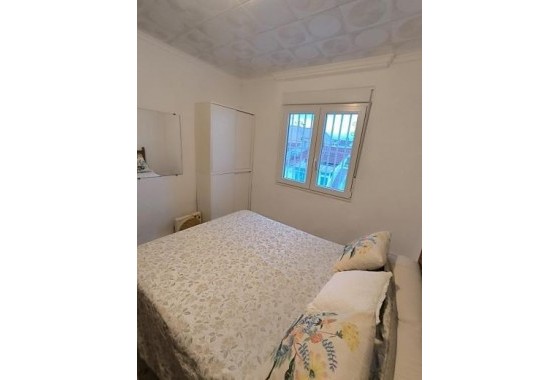 Resale - Bungalow - Torrevieja - La Siesta - El Salado - Torreta