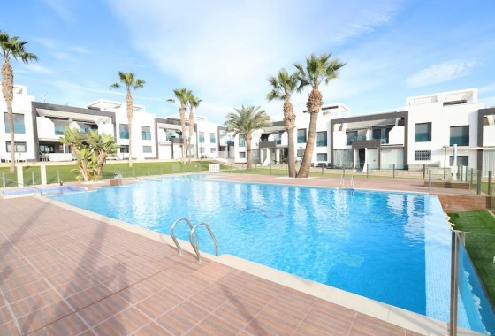 Resale - Bungalow - Orihuela Costa - La Zenia