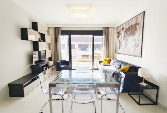 Resale - Apartment - Mil Palmeras
