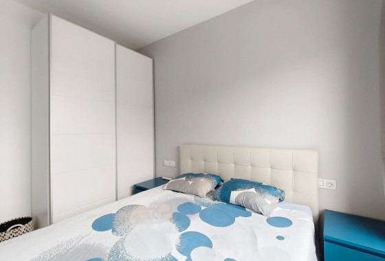 Resale - Apartment - Mil Palmeras