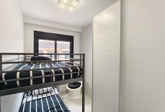 Resale - Apartment - Mil Palmeras