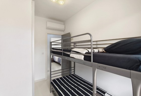 Resale - Apartment - Mil Palmeras