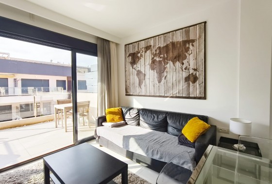 Resale - Apartment - Mil Palmeras