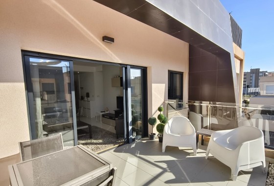 Resale - Apartment - Mil Palmeras