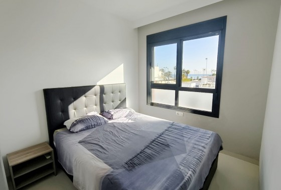 Resale - Apartment - Mil Palmeras