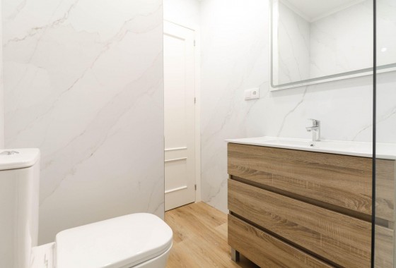 Resale - Apartment - Torrevieja - La Mata pueblo