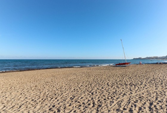 Resale - Apartment - Torrevieja - La Mata pueblo