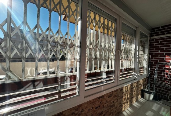 Segunda Mano - Apartamento - Torrevieja - torrevieja