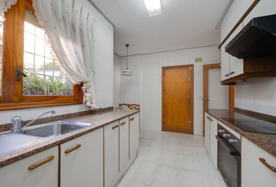 Revente - Villa - Santa Pola