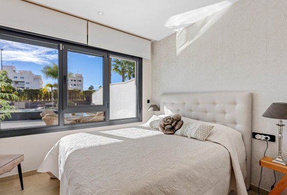 Revente - Apartment / Flat * - Orihuela Costa - Los Dolses*