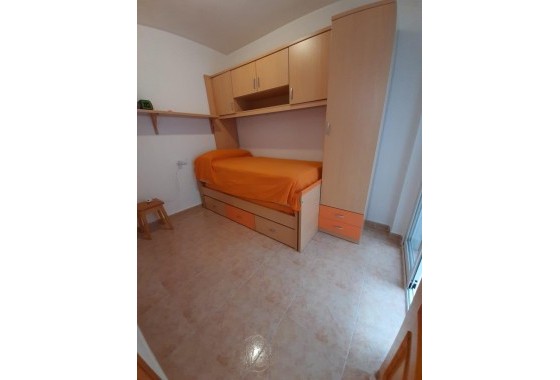 Resale - Apartment - Torrevieja - Centro