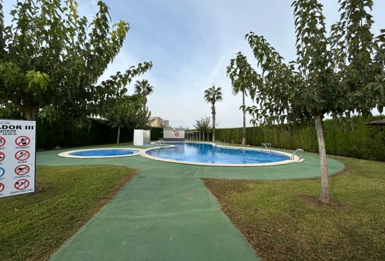 Resale - Bungalow - Torrevieja - torrevieja
