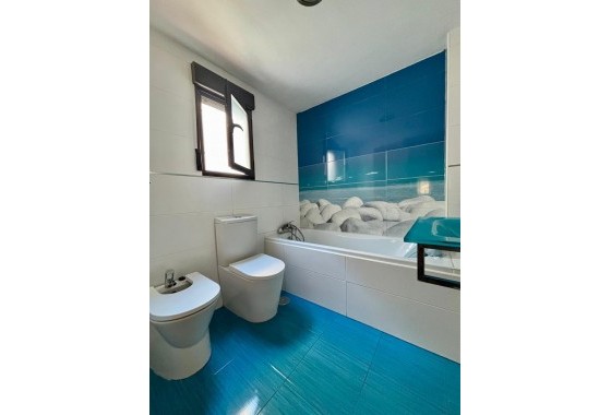 Revente - Appartement - Benidorm - Colonia Madrid