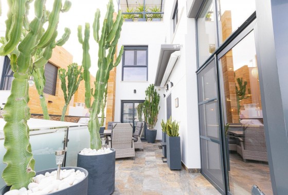 Revente - Villa - Orihuela Costa - Lomas de Cabo Roig