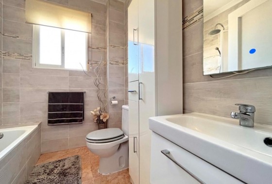 Revente - Villa - Orihuela Costa - La Zenia