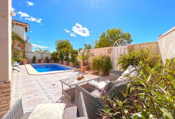 Revente - Villa - Orihuela Costa - La Zenia