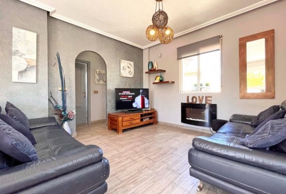 Revente - Villa - Orihuela Costa - La Zenia