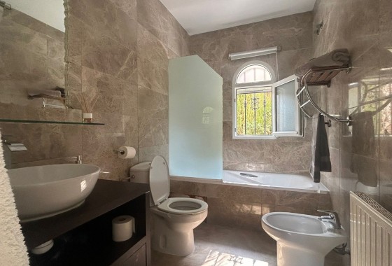 Revente - Villa - Orihuela Costa - Lomas De Campoamor-las Ramblas