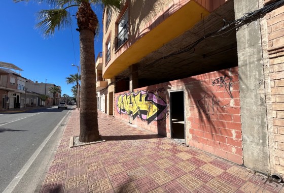 Segunda Mano - Local - Jacarilla