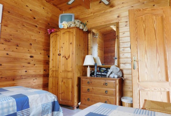 Resale - Finca / Country Property - Torremendo