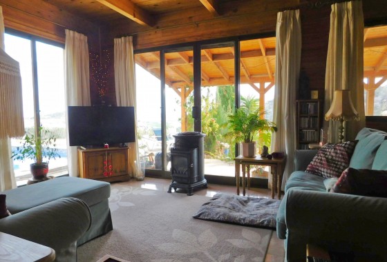 Resale - Finca / Country Property - Torremendo