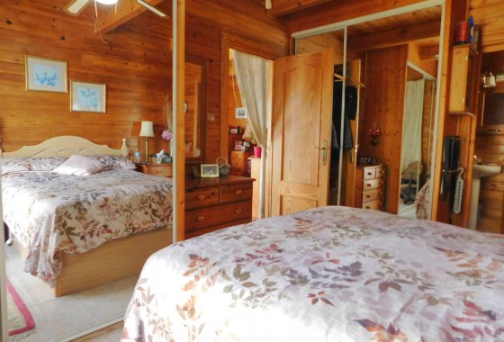 Resale - Finca / Country Property - Torremendo