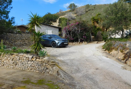 Resale - Finca / Country Property - Torremendo