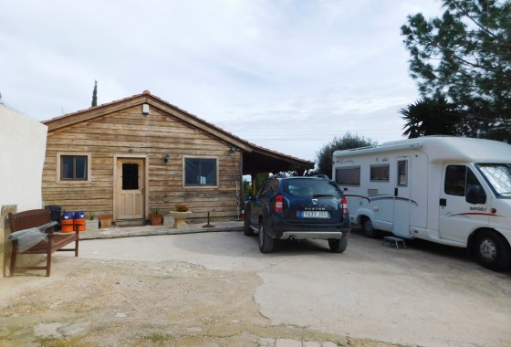 Resale - Finca / Country Property - Torremendo