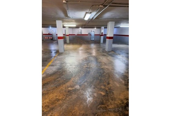 Revente - Garage - Torrevieja - Centro