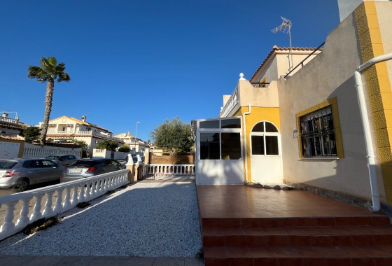 Revente - Quad House - Punta Prima - Serena