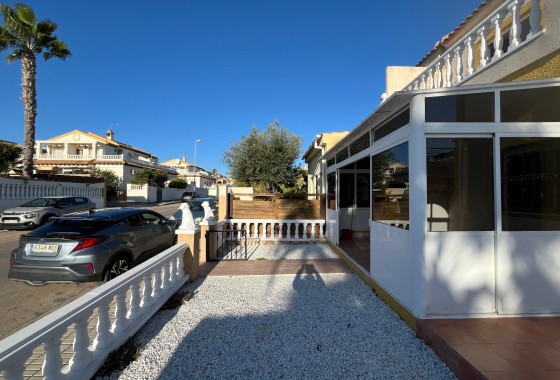 Revente - Quad House - Punta Prima - Serena