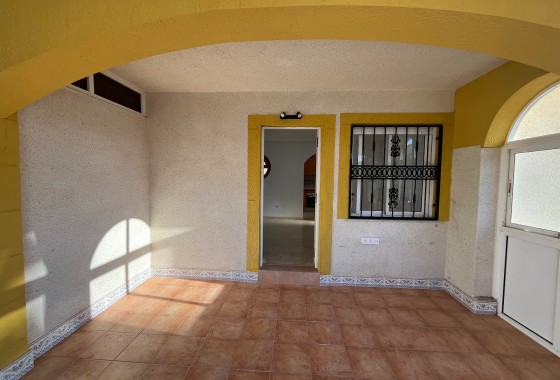 Revente - Quad House - Punta Prima - Serena