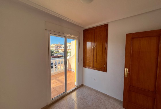 Revente - Quad House - Punta Prima - Serena